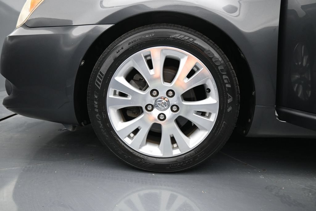 Used 2009 Toyota Avalon XLS FWD image 26