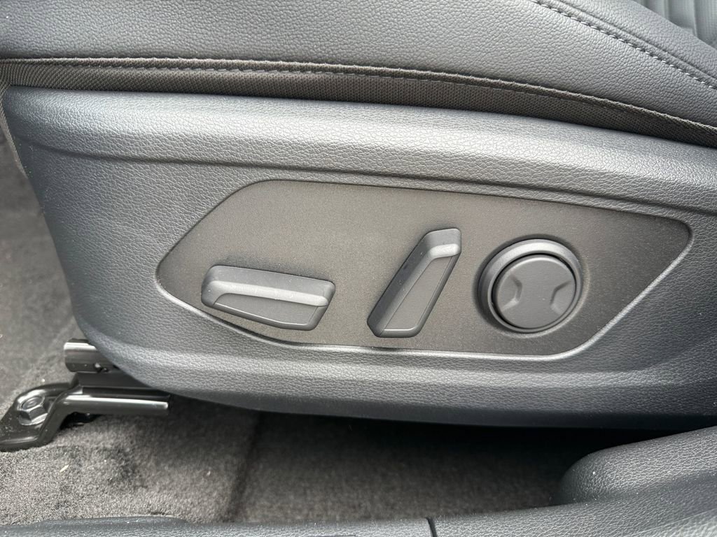 New 2026 Kia Sportage X-Line image 17