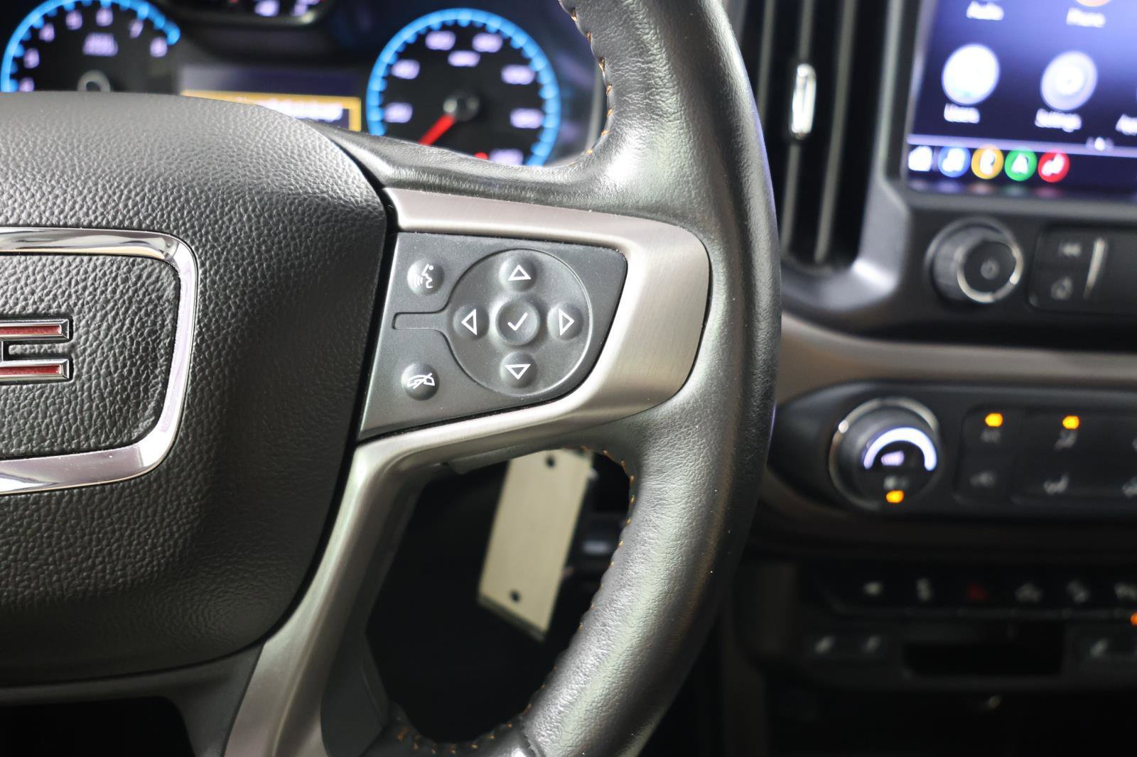 Used 2022 GMC Canyon AT4 w/ Trailering Package AWD/4WD image 19