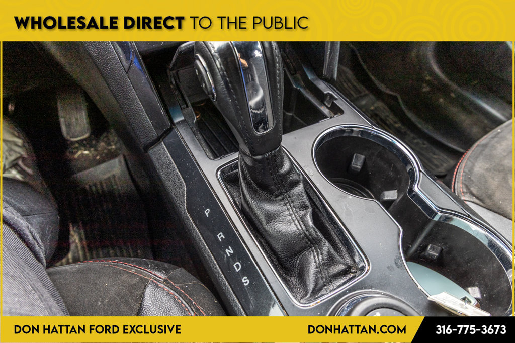 Used 2018 Ford Explorer XLT w/ Equipment Group 202A AWD/4WD image 9