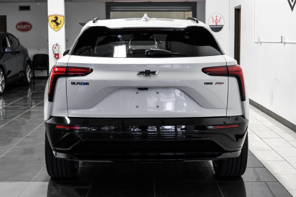 Used 2024 Chevrolet Blazer EV RS AWD/4WD image 9