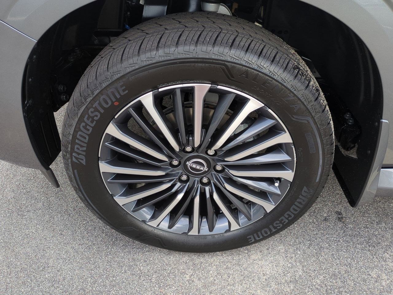 New 2025 Nissan Armada Platinum Reserve image 11