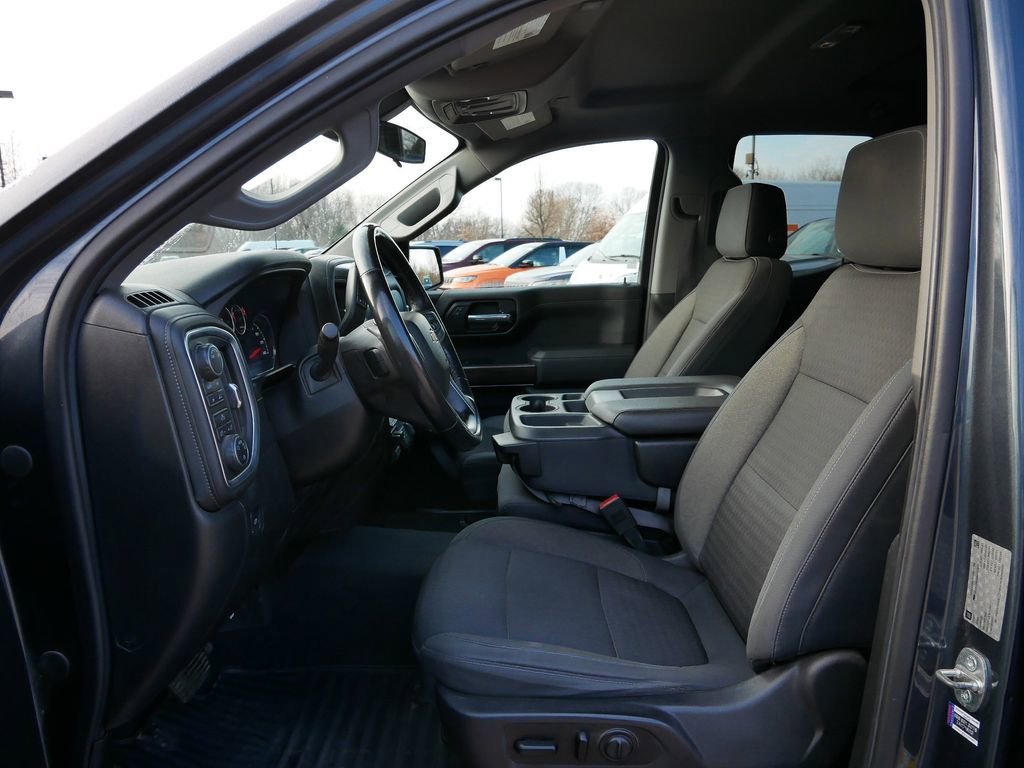 Used 2019 Chevrolet Silverado 1500 LT w/ All-Star Edition image 3