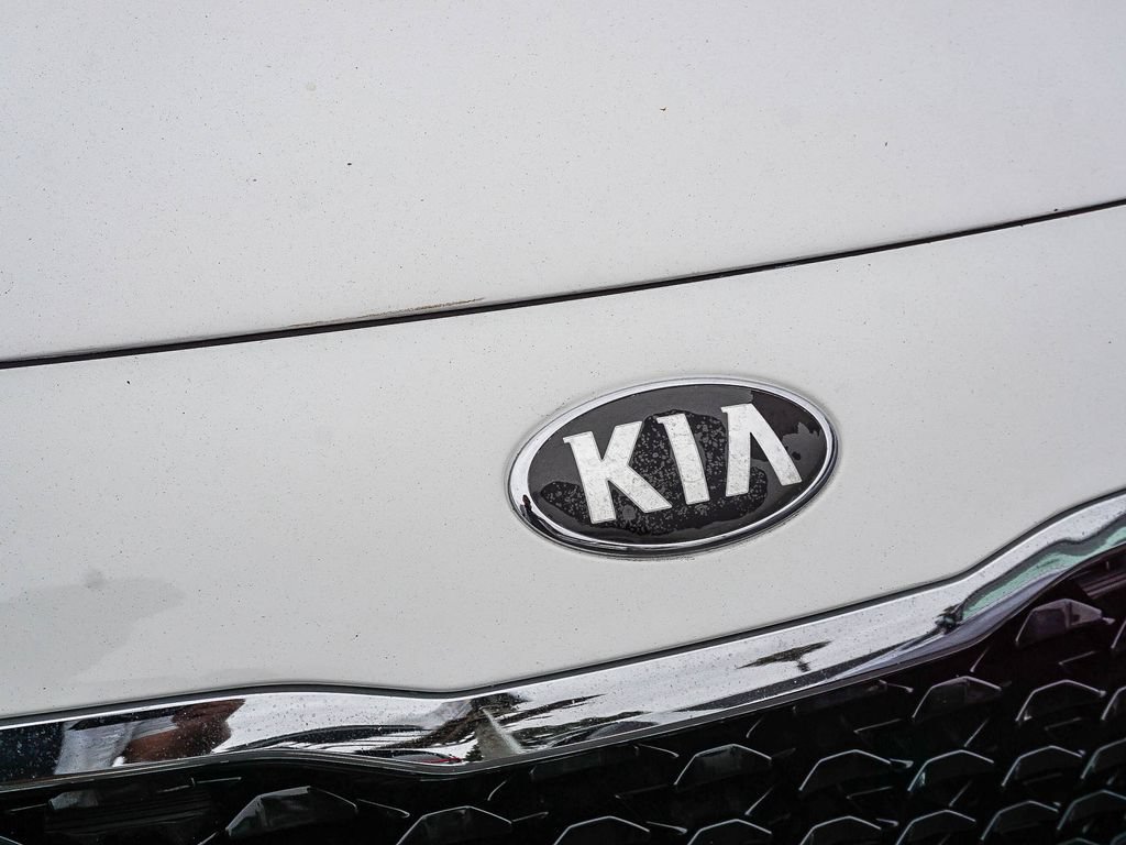 Used 2017 Kia Forte LX FWD image 12
