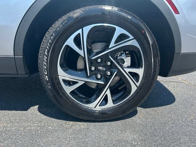 New 2025 Lincoln Nautilus Premier w/ Equipment Group 102A AWD/4WD image 21