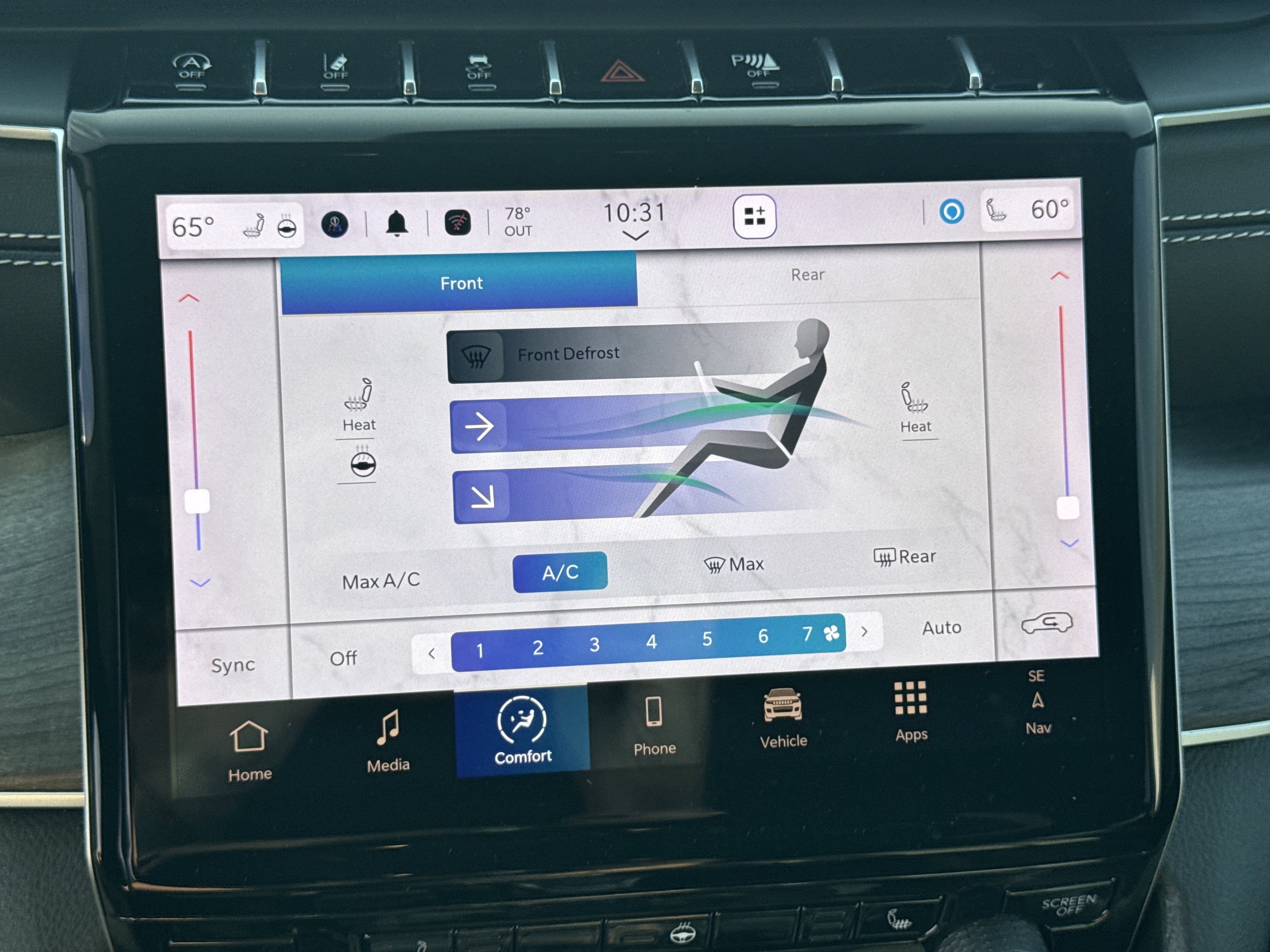 Used 2024 Jeep Grand Cherokee L Limited image 18