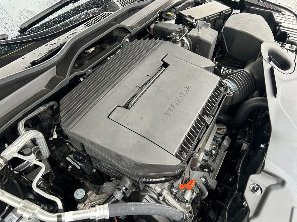 Used 2025 Honda Pilot TrailSport image 30