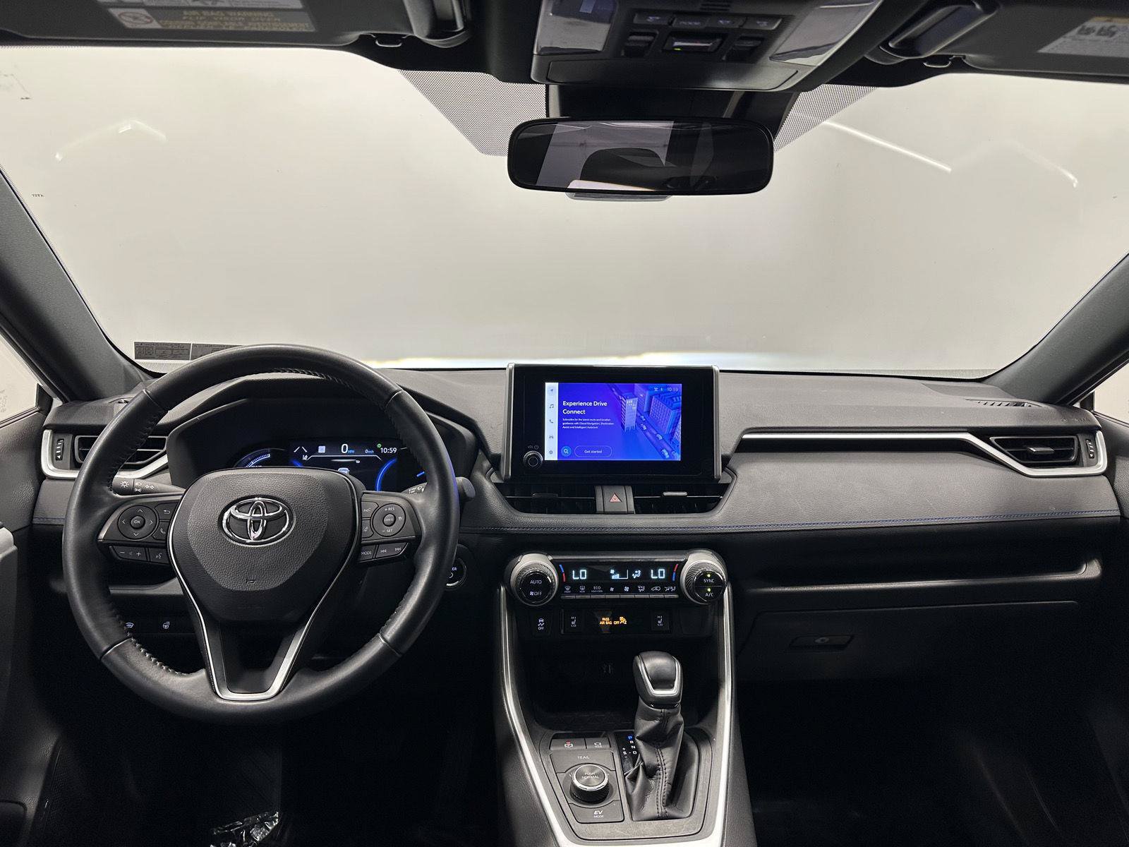 Used 2023 Toyota RAV4 SE w/ Convenience Package AWD/4WD image 20