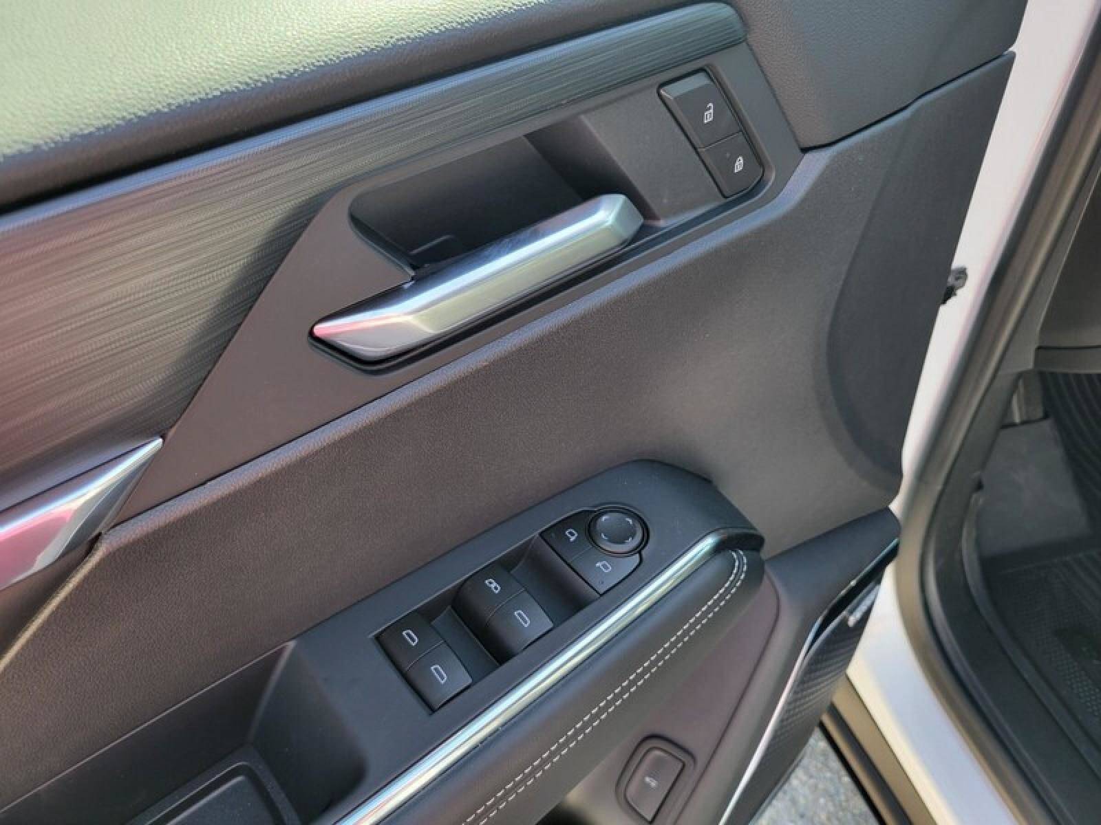 New 2026 GMC Acadia Elevation w/ Black Edition FWD image 14
