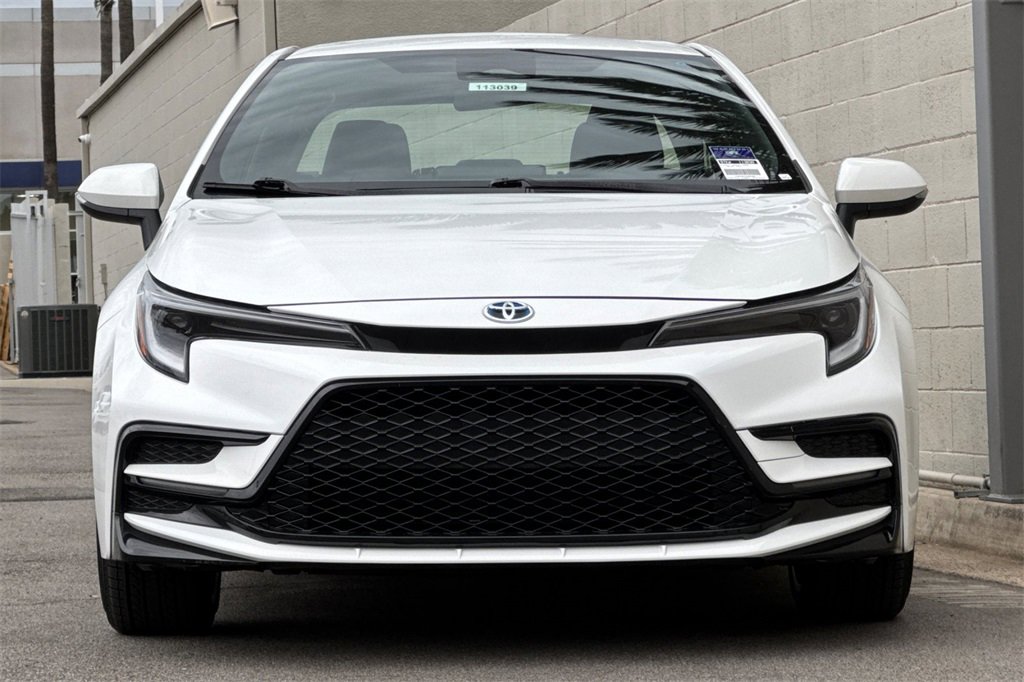 Used 2024 Toyota Corolla SE image 11