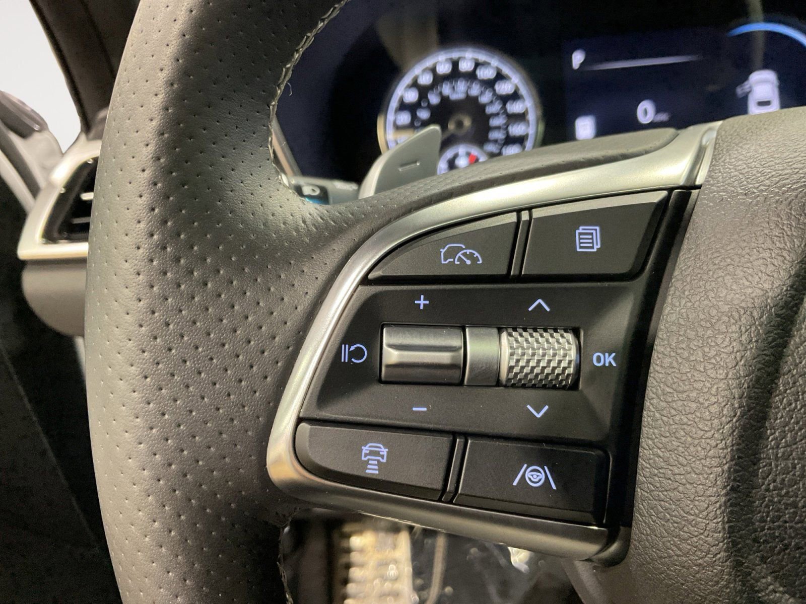 Used 2026 Genesis G70 3.3T Sport Prestige image 28