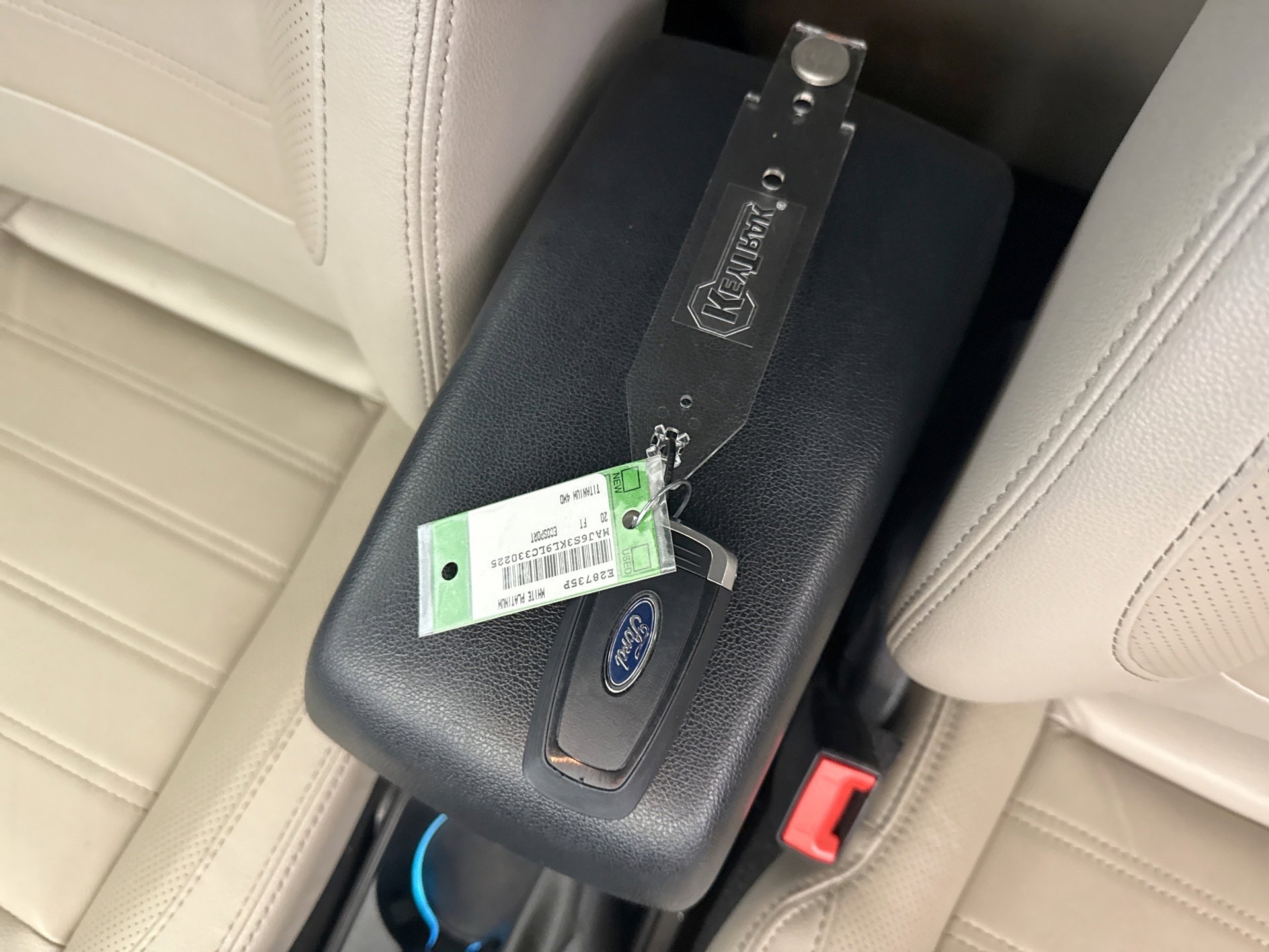 Used 2020 Ford EcoSport Titanium AWD/4WD image 10