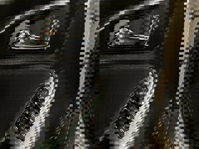 Used 2024 Chevrolet Malibu LT image 24