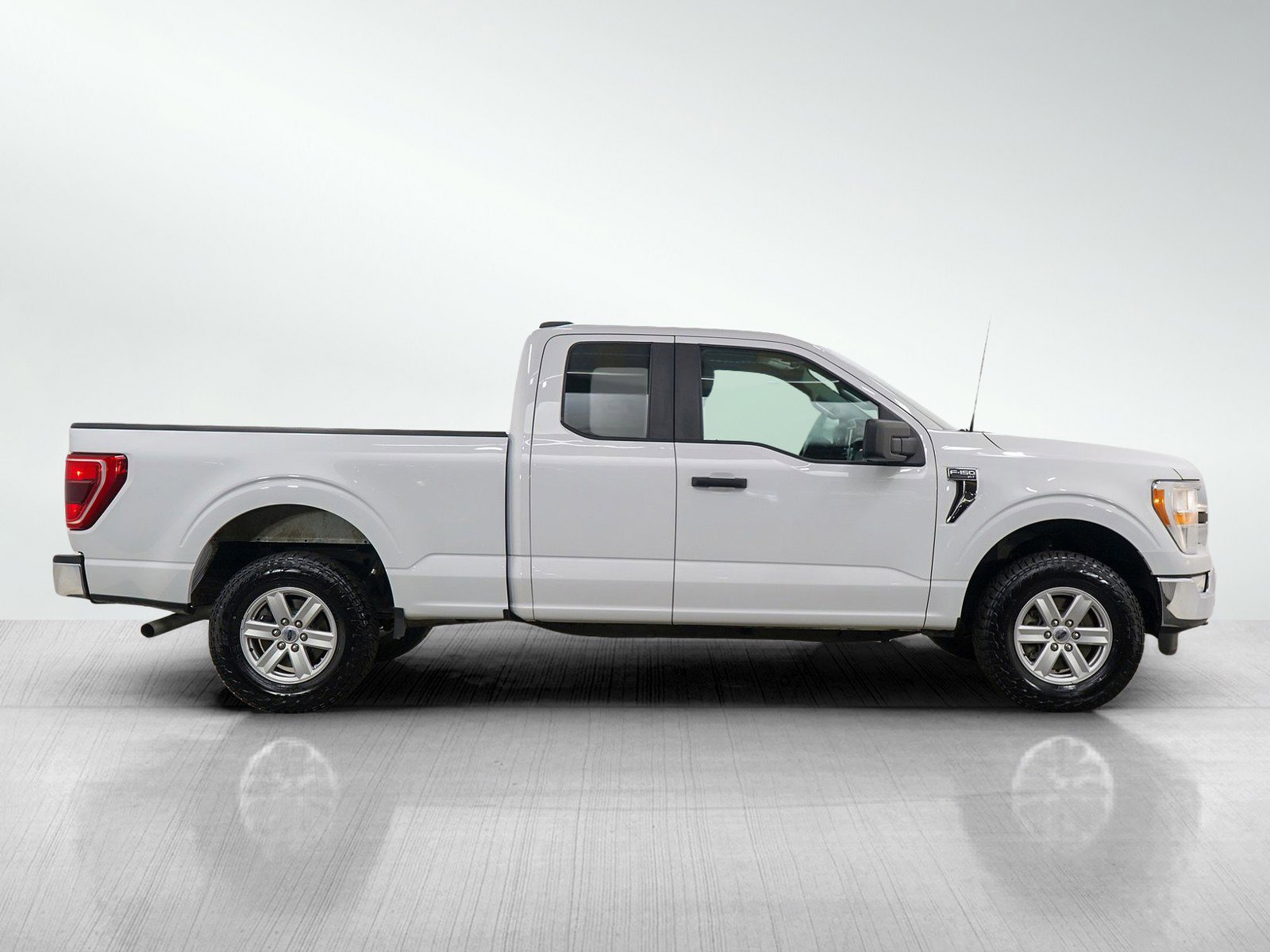 Used 2022 Ford F150 XLT w/ Trailer Tow Package image 7