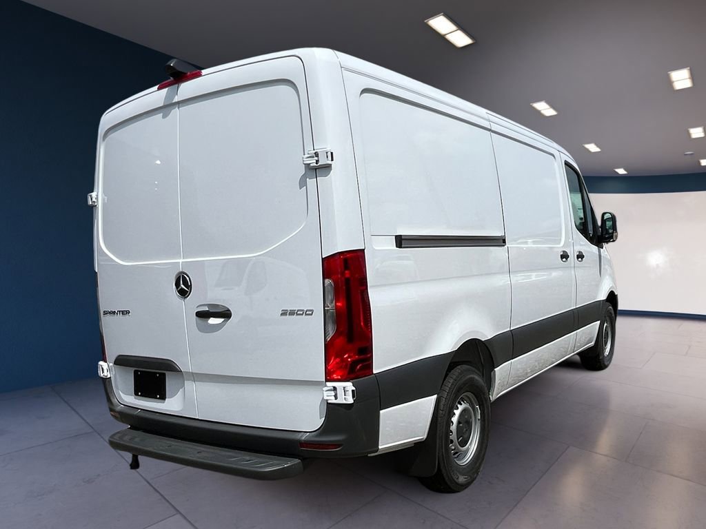 New 2025 Mercedes-Benz Sprinter 2500 image 4