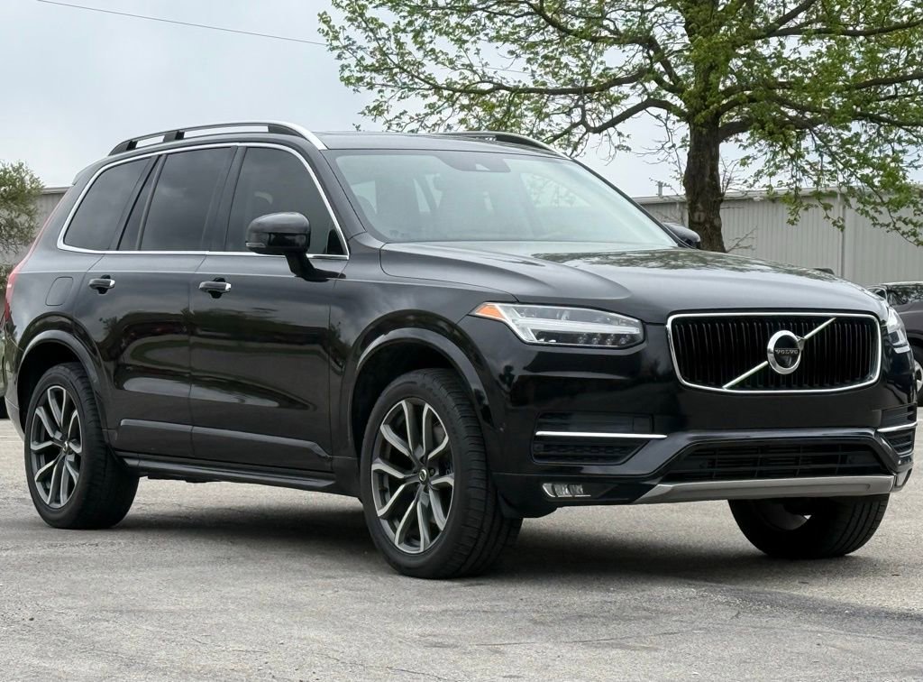 Used 2018 Volvo XC90 T5 Momentum w/ Convenience Package AWD/4WD image 8