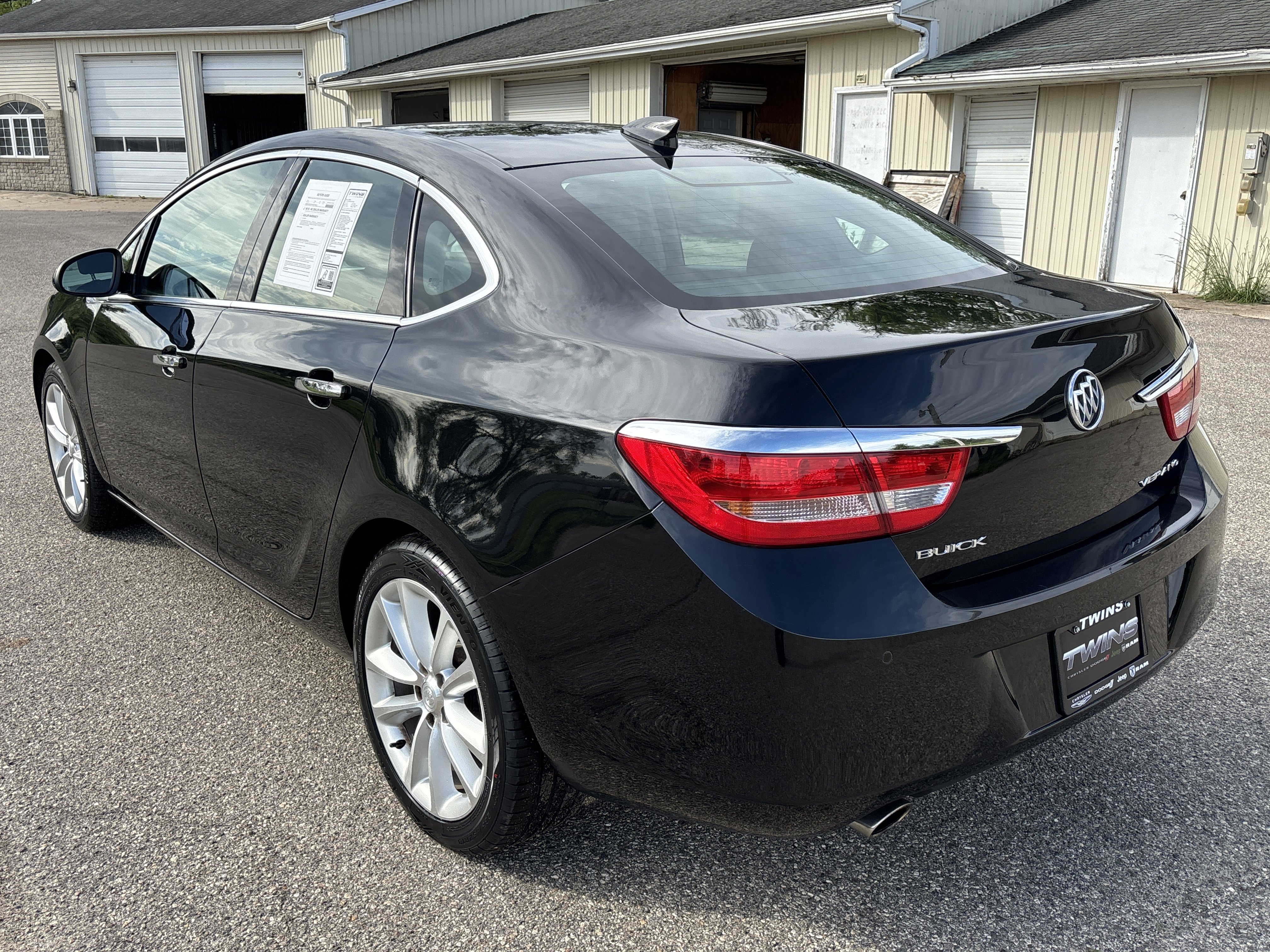 Used 2017 Buick Verano Leather w/ Experience Buick Package FWD image 8