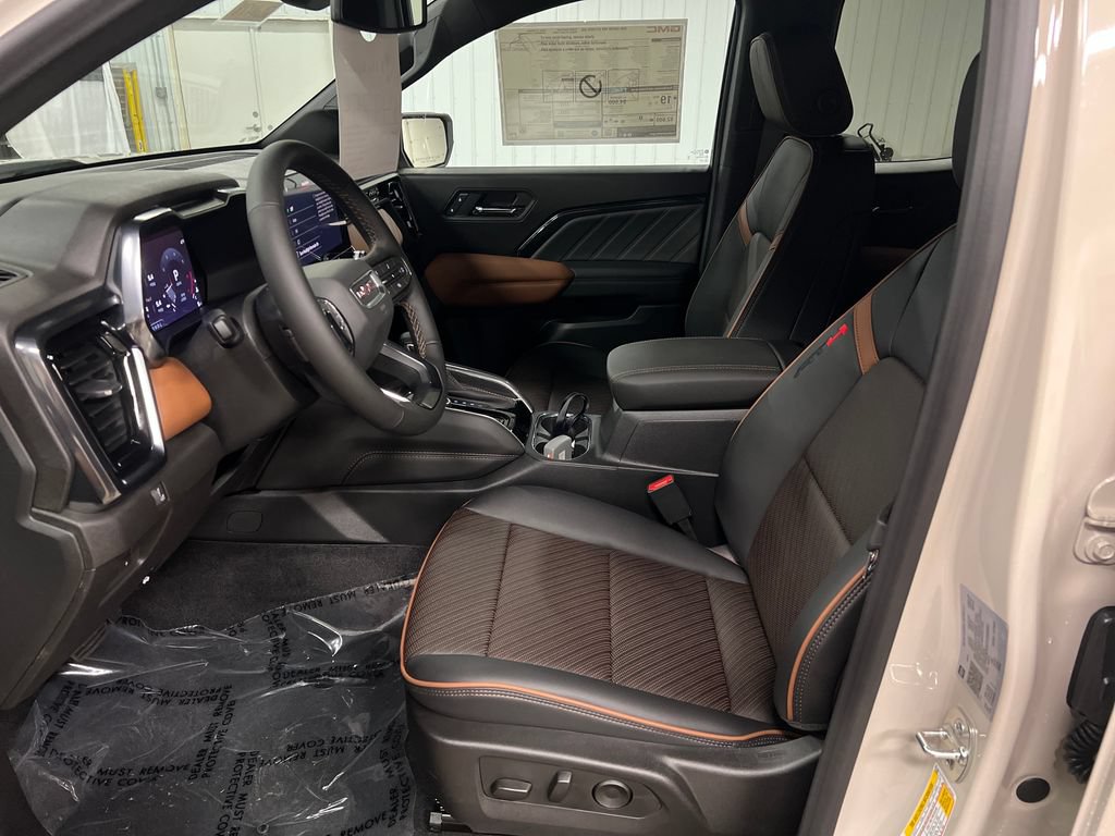 New 2026 GMC Canyon AT4 w/ AT4 Premium Package AWD/4WD image 12