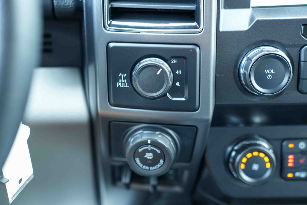 Used 2019 Ford F150 XLT w/ Equipment Group 302A Luxury image 34