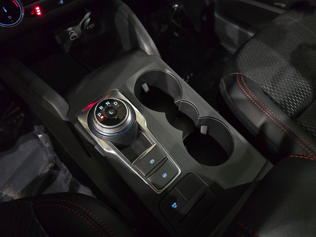 New 2026 Ford Escape ST-Line Select image 34