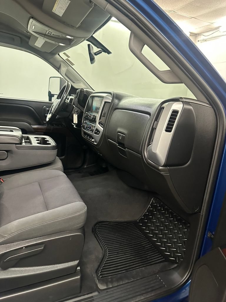 Used 2019 GMC Sierra 2500 SLE w/ SLE Preferred Package AWD/4WD image 33