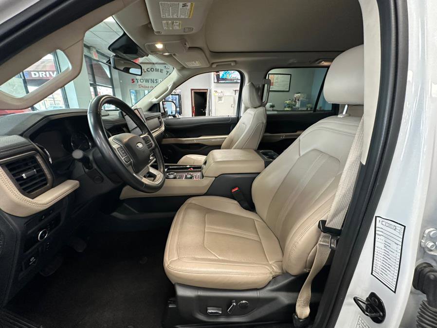 Used 2023 Ford Expedition Max Limited image 28