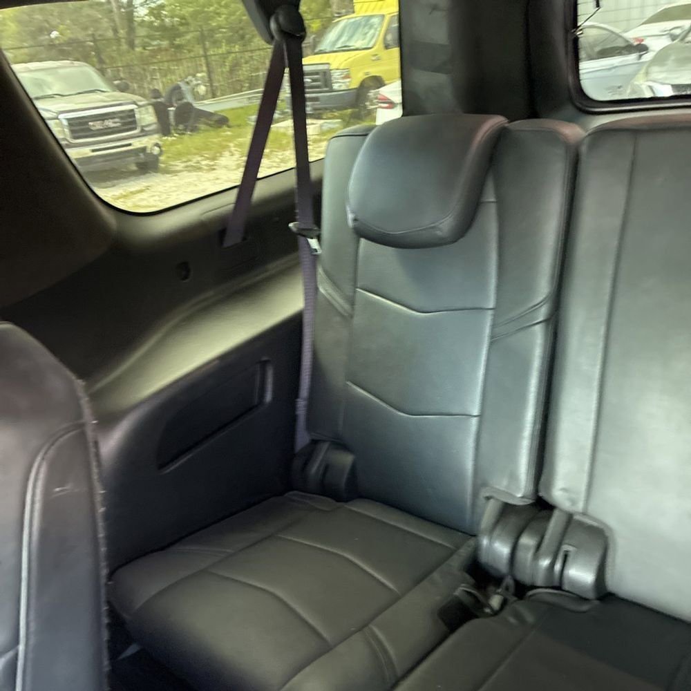 Used 2016 Cadillac Escalade ESV Platinum image 18