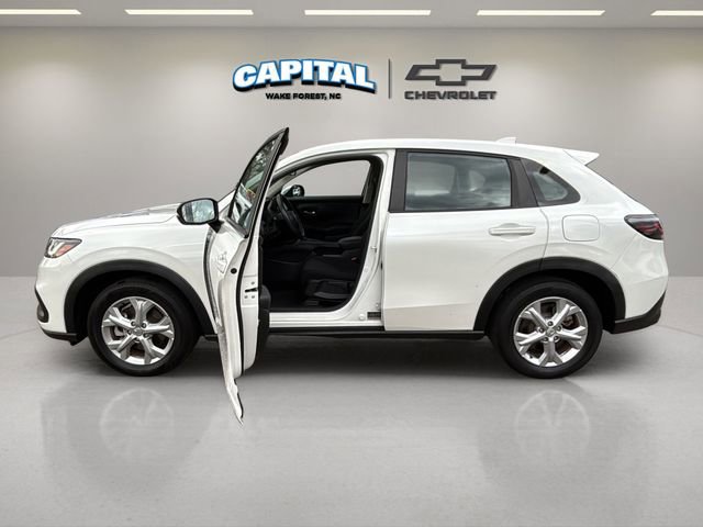 Used 2023 Honda HR-V LX image 13