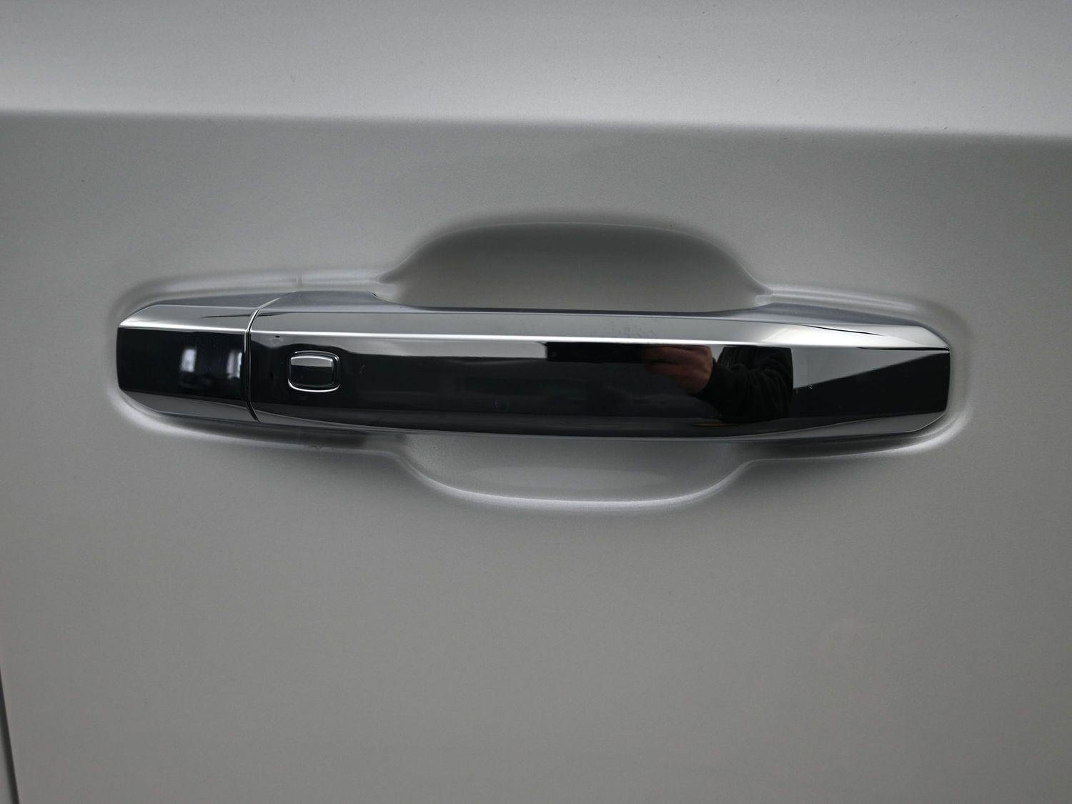 Used 2024 GMC Sierra 1500 Denali Ultimate image 7