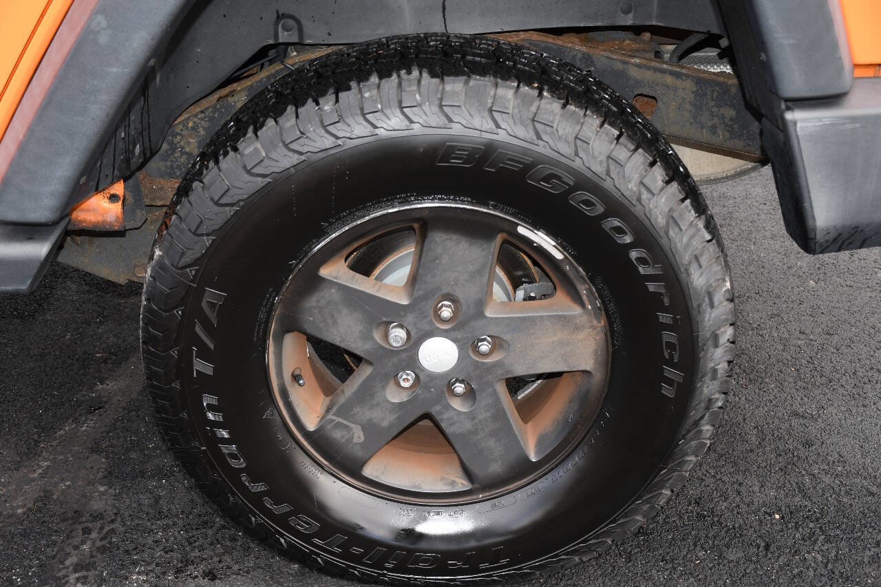 Used 2012 Jeep Wrangler Unlimited Sport image 34