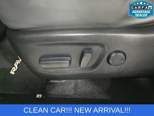 Used 2015 Toyota RAV4 Limited w/ Technology Package AWD/4WD image 27