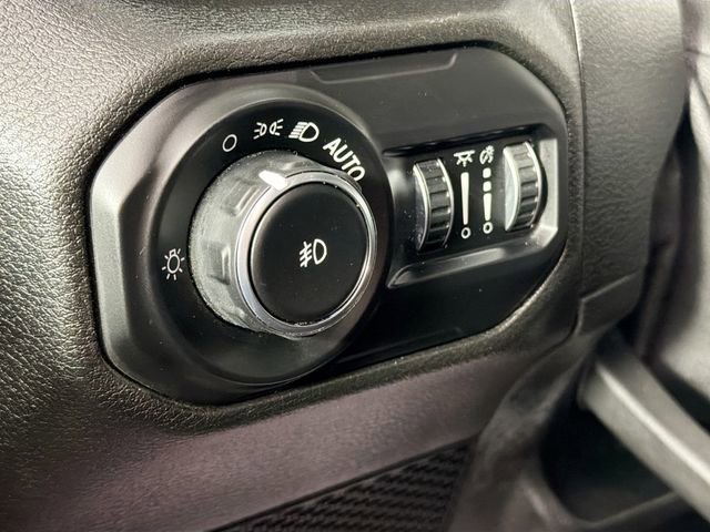Used 2021 Jeep Wrangler Unlimited Sahara AWD/4WD image 10