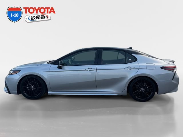 Used 2024 Toyota Camry XSE FWD image 2