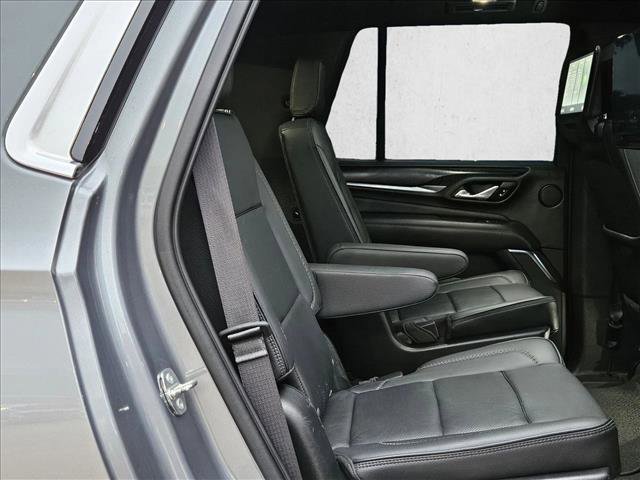 Used 2021 GMC Yukon Denali w/ Denali Premium Package AWD/4WD image 18