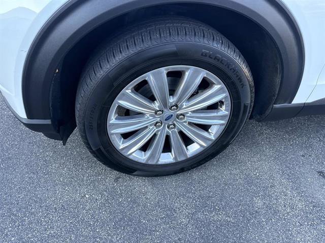 Certified 2021 Ford Explorer Limited w/ Equipment Group 301A image 13