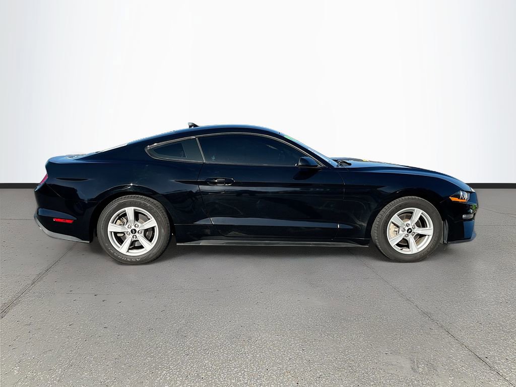Used 2020 Ford Mustang Coupe image 8