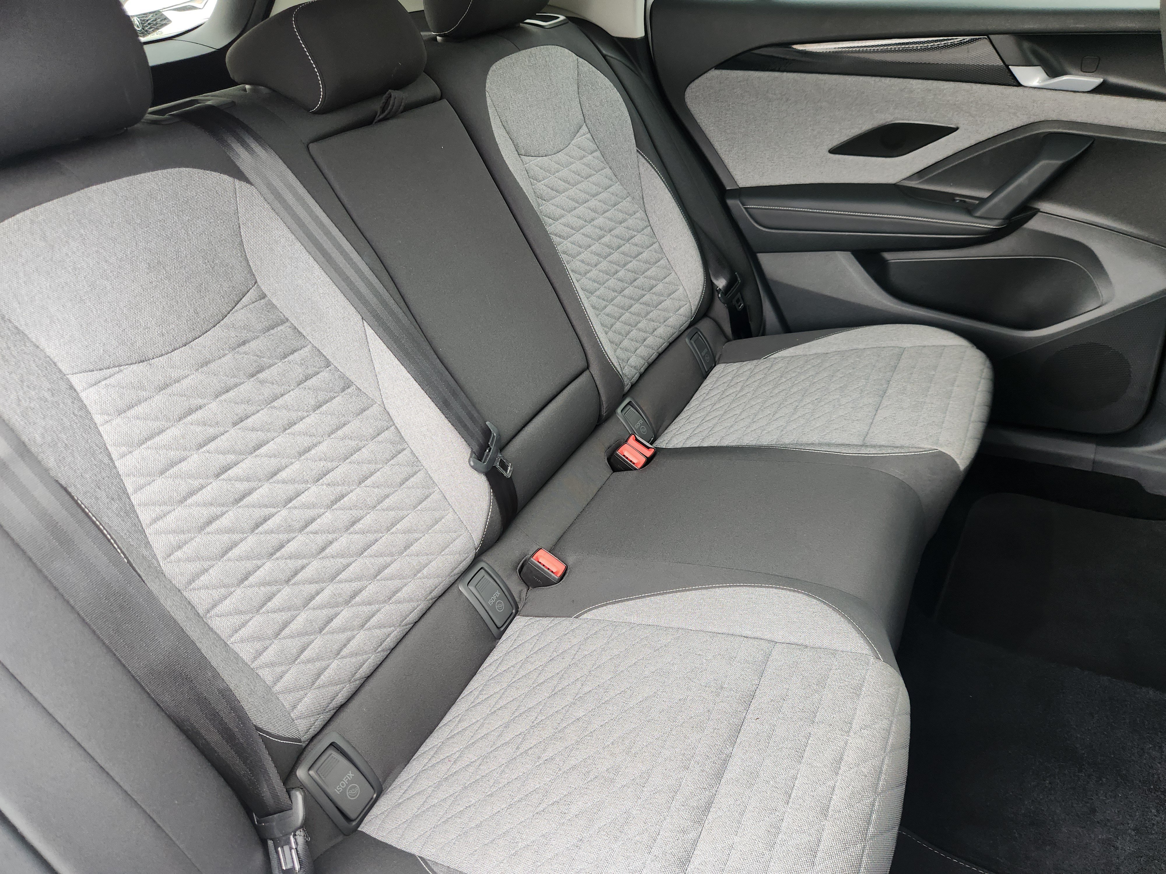 Certified 2025 Volkswagen Tiguan S AWD/4WD image 15