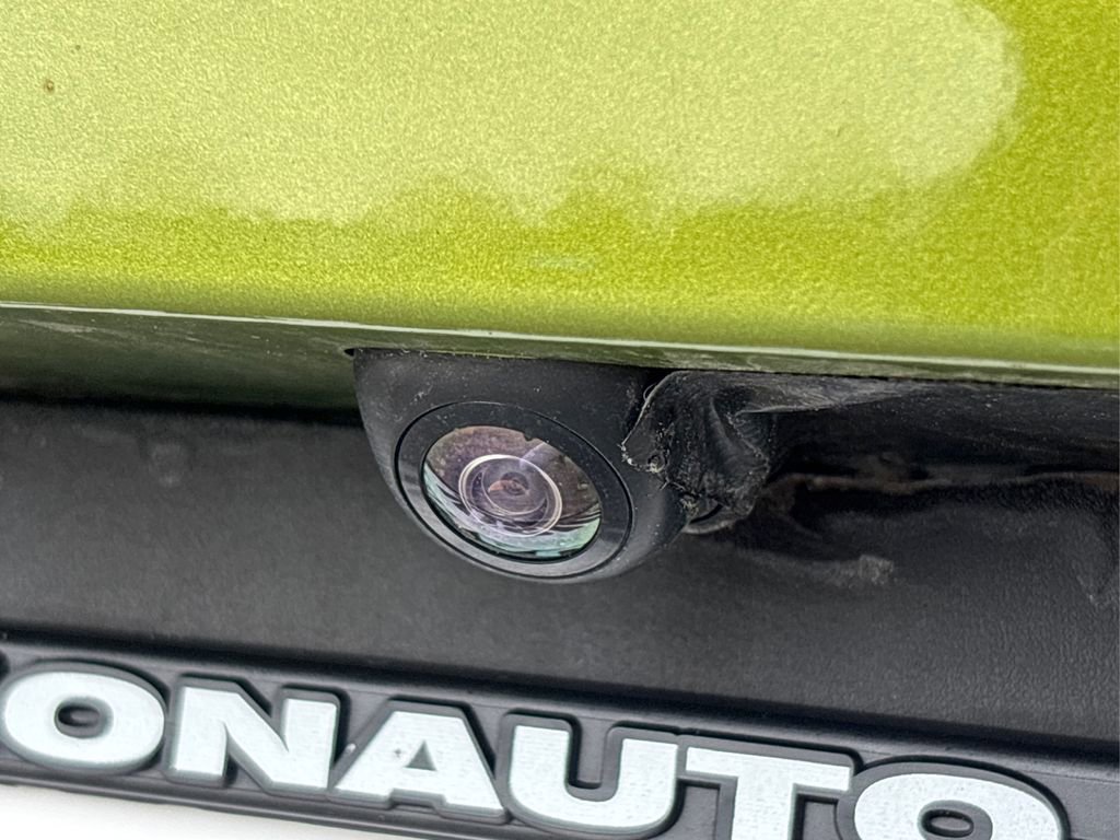 Used 2020 Hyundai Venue SEL w/ Convenience + Premium Package image 15