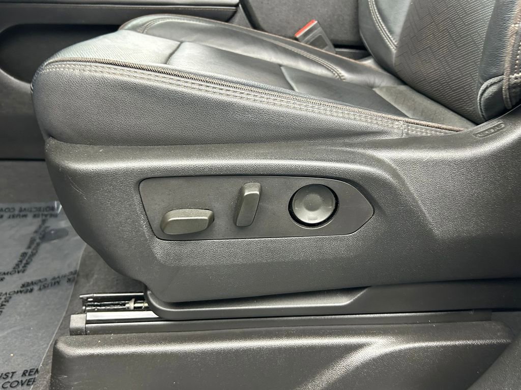 Used 2023 Chevrolet Tahoe High Country image 10