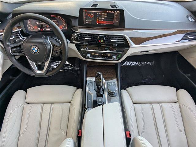 Used 2020 BMW 530i w/ Convenience Package RWD image 18