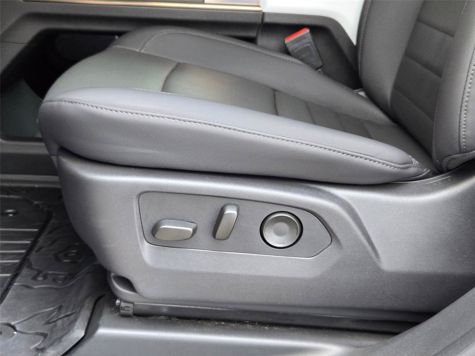 Used 2024 GMC Hummer EV 2X AWD/4WD image 28