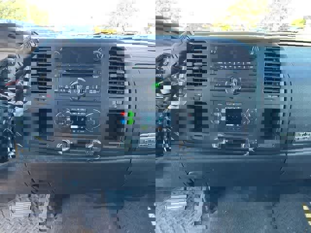 Used 2013 Chevrolet Silverado 1500 LT image 17