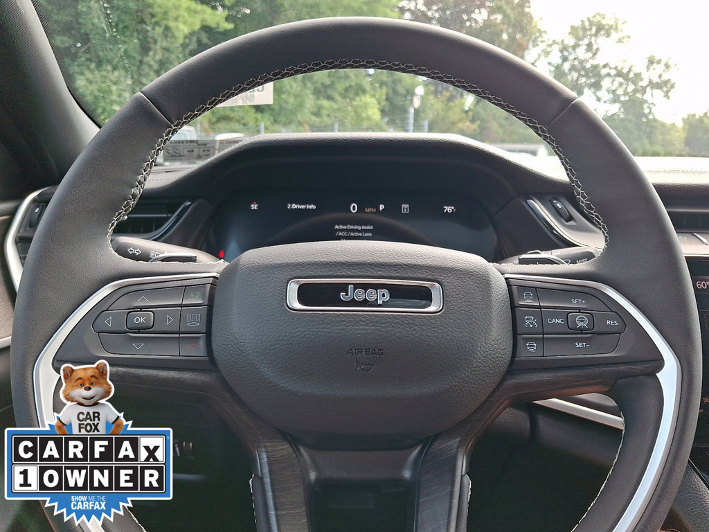 Used 2026 Jeep Grand Cherokee Altitude AWD/4WD image 19