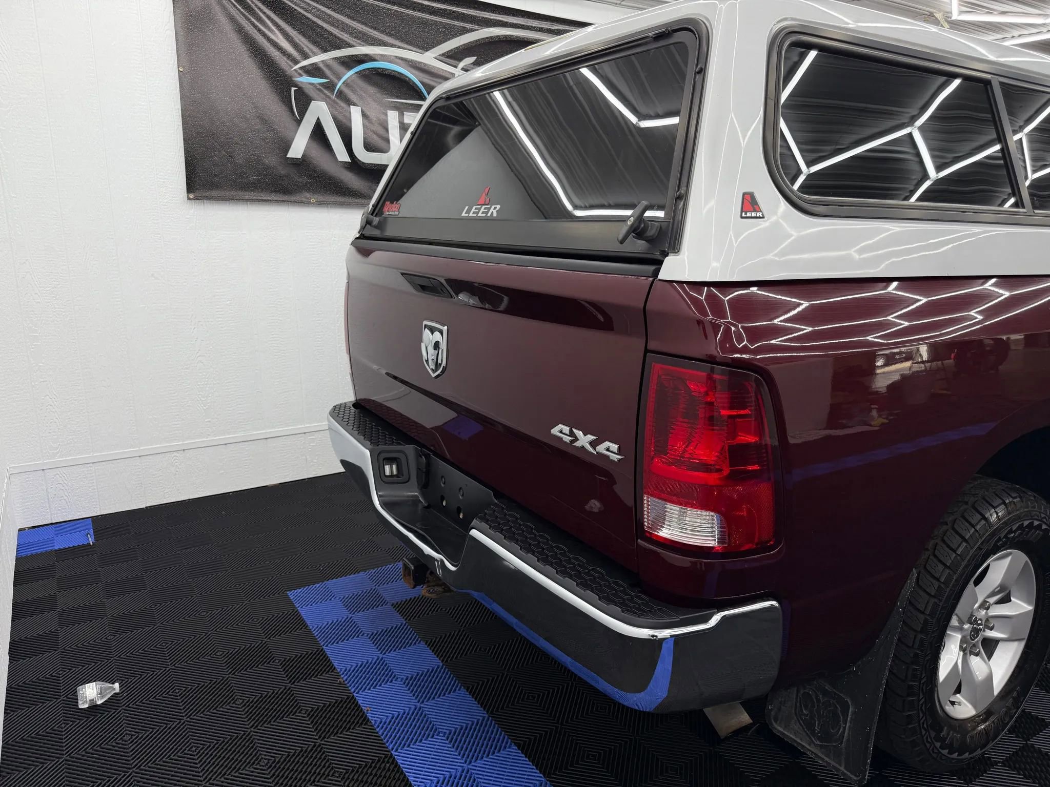 Used 2017 RAM 1500 ST w/ SXT Appearance Group image 4
