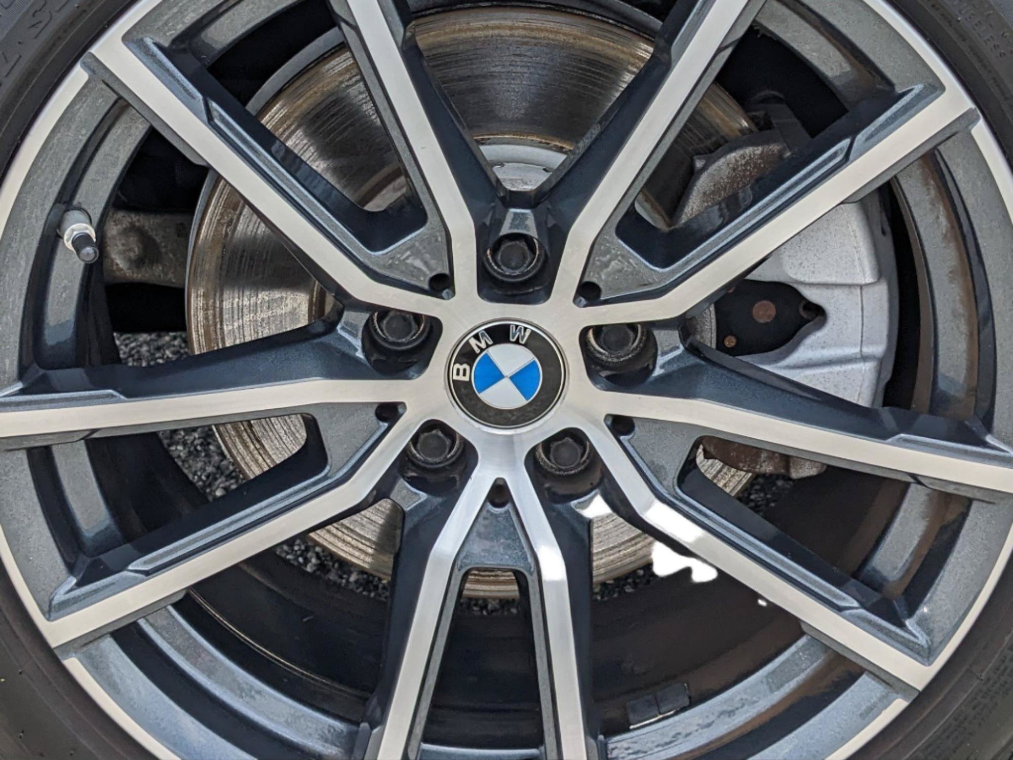 Used 2019 BMW 330i Sedan w/ Convenience Package RWD image 37