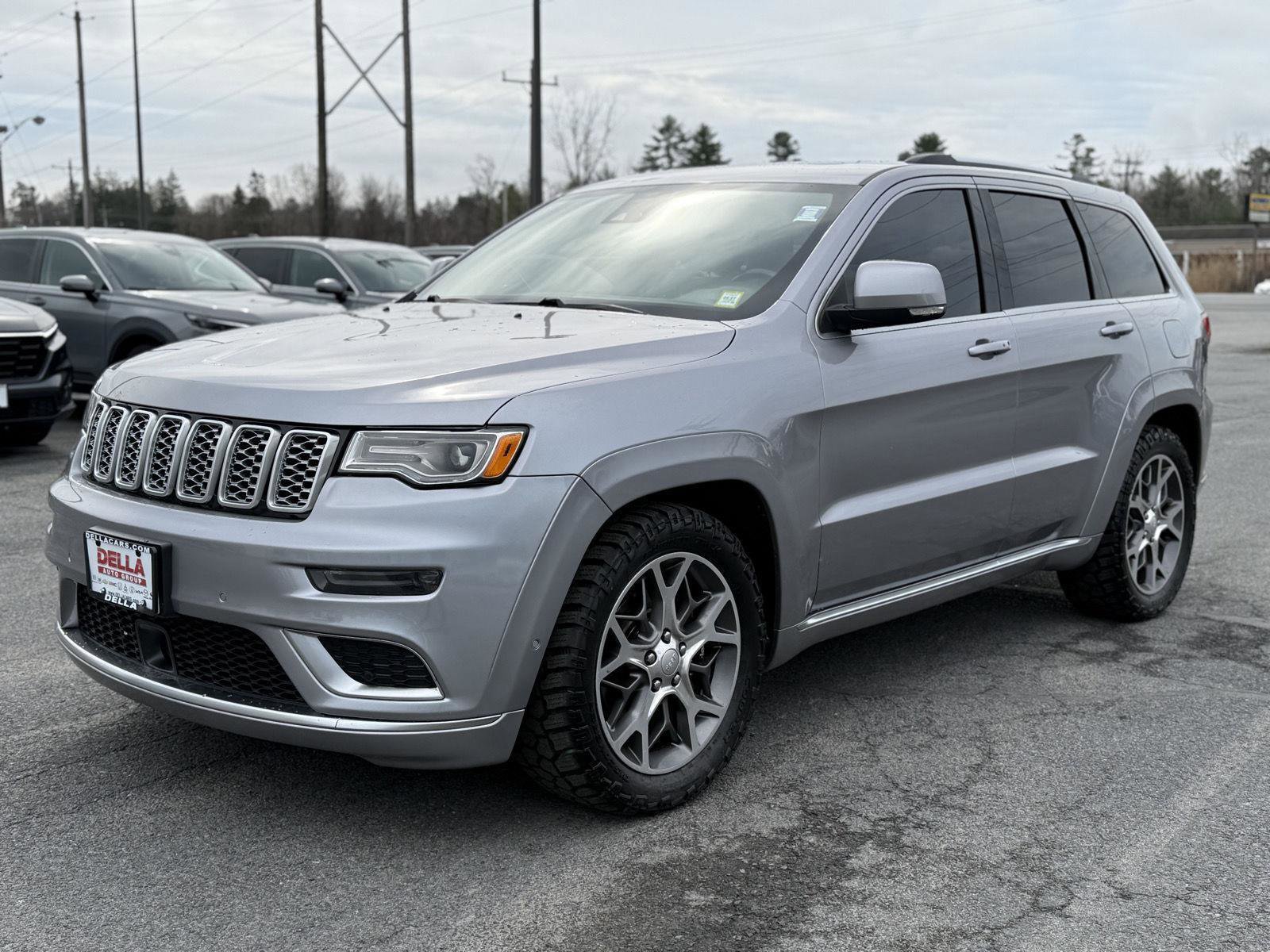 Used 2021 Jeep Grand Cherokee Summit AWD/4WD image 8