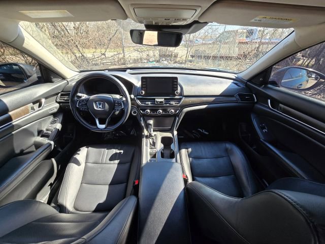Used 2018 Honda Accord Touring image 22