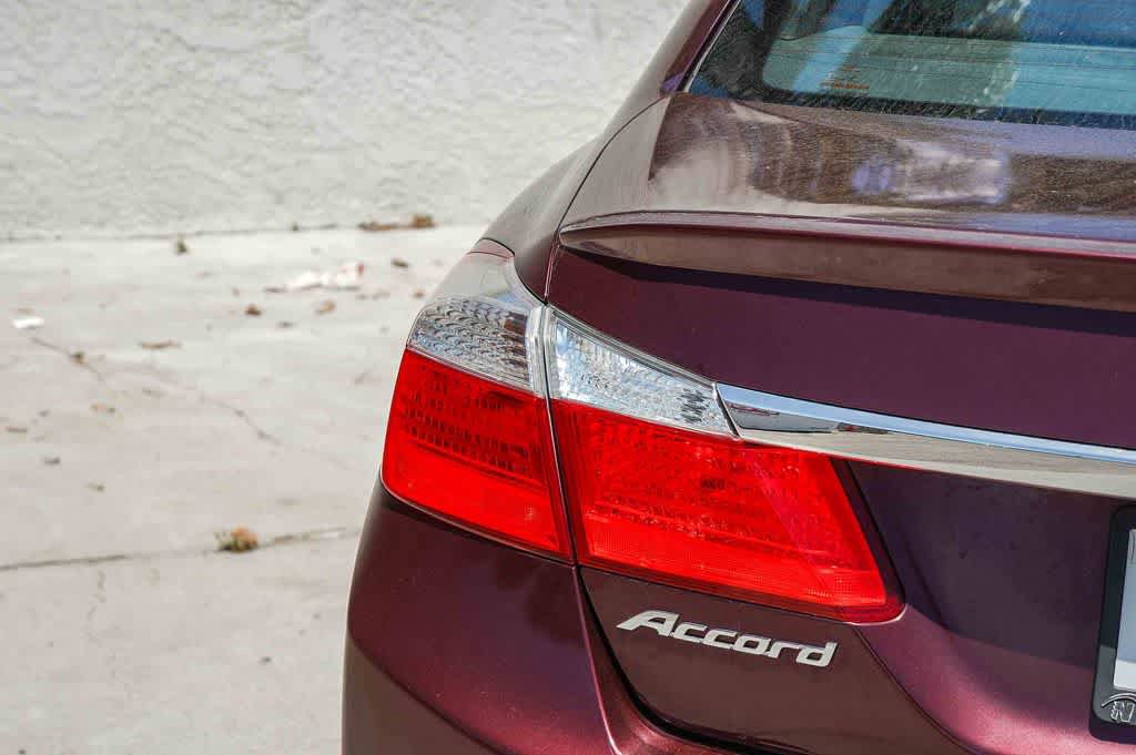 Used 2015 Honda Accord Sport image 7