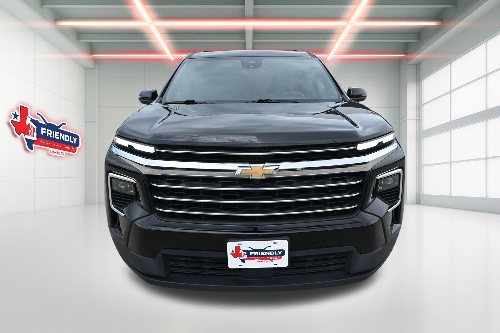 Used 2025 Chevrolet Traverse LT FWD image 6