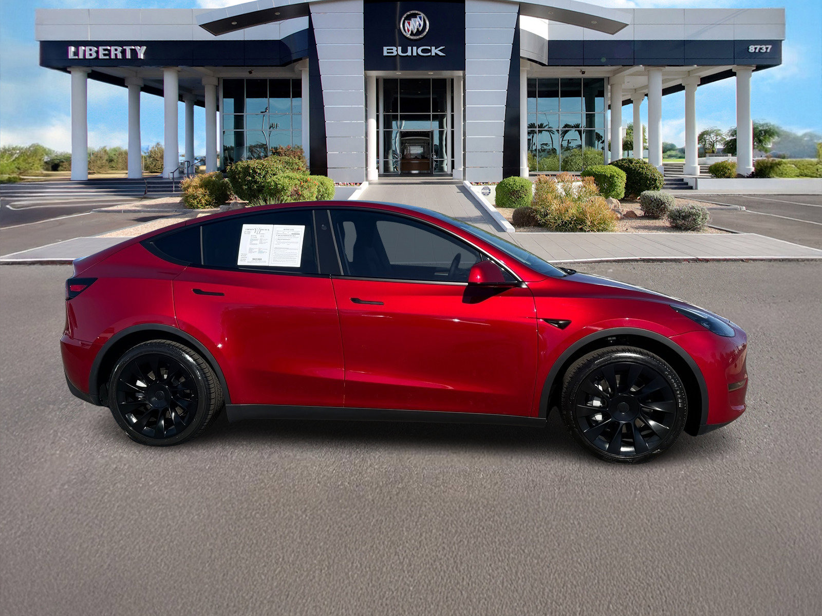 Used 2024 Tesla Model Y 4DR RWD image 2